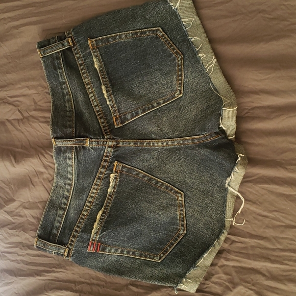 Denim shorts - Picture 2 of 3